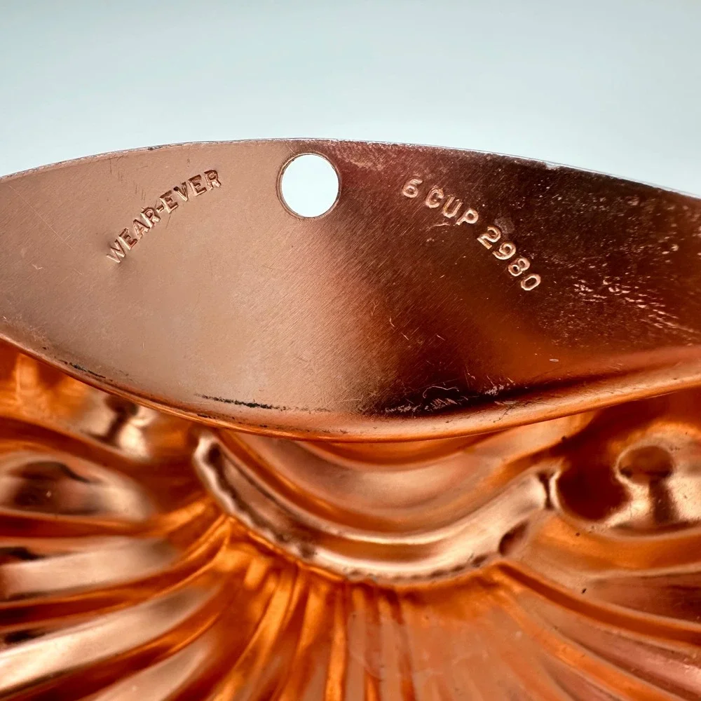 Wear-Ever Jello Mold 2980 6 Cup Copper Sea Shell Vintage Coastal Decor